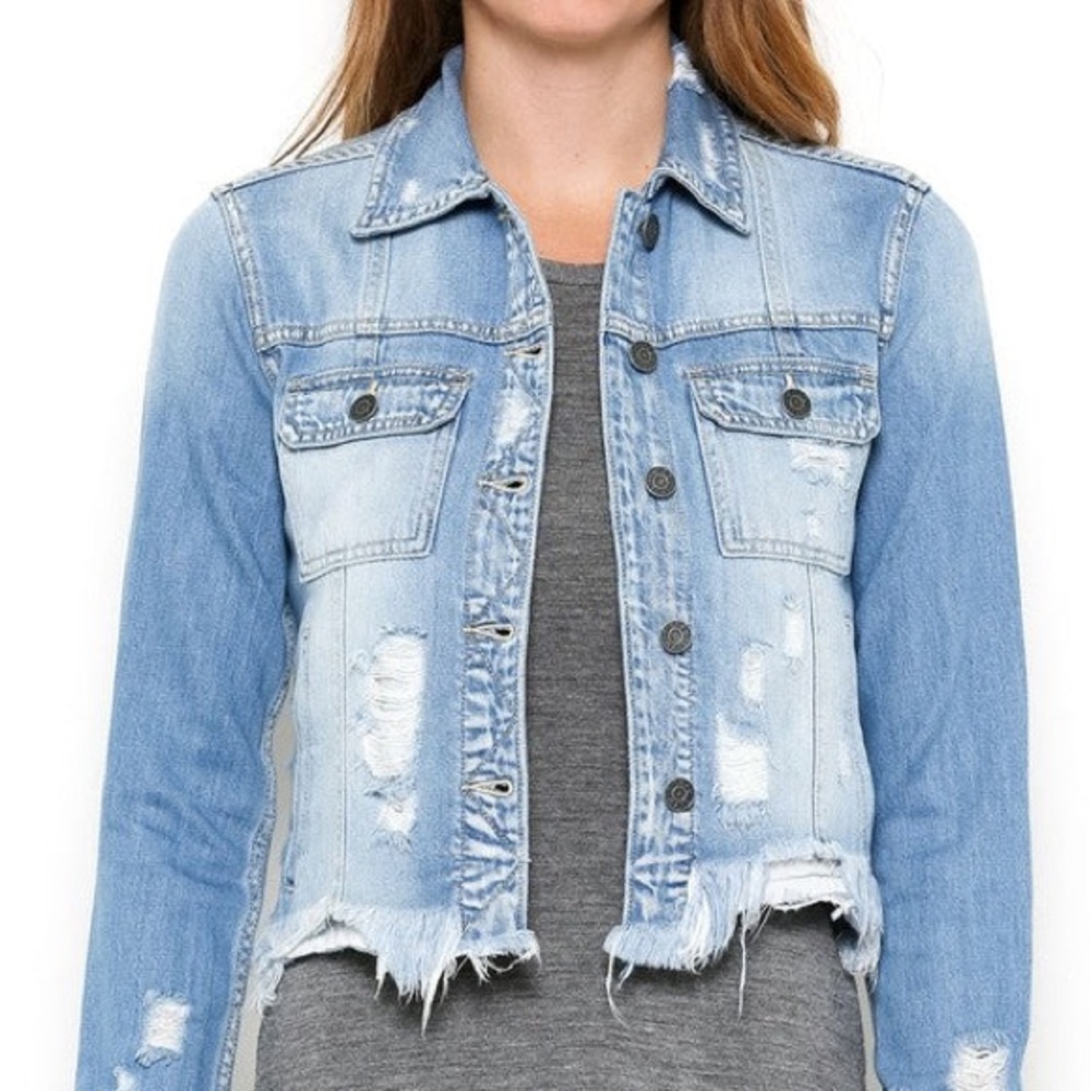 New Hidden Frayed Bottom Denim Jacket Size Small